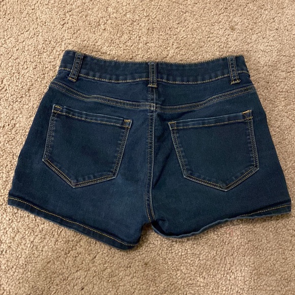 High waisted jean shorts - Picture 2 of 2